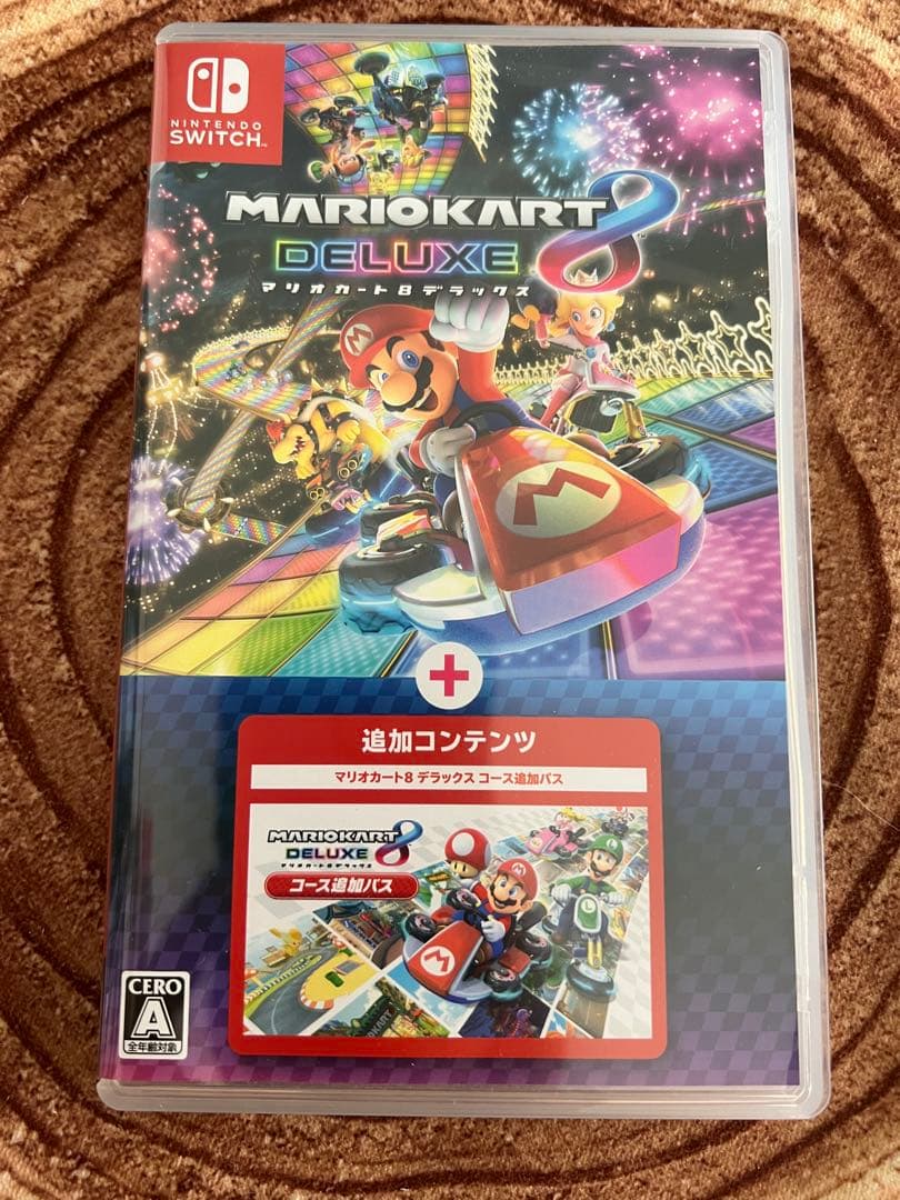 任天堂スイッチ　マリオカート8デラックス＋コース追加パス