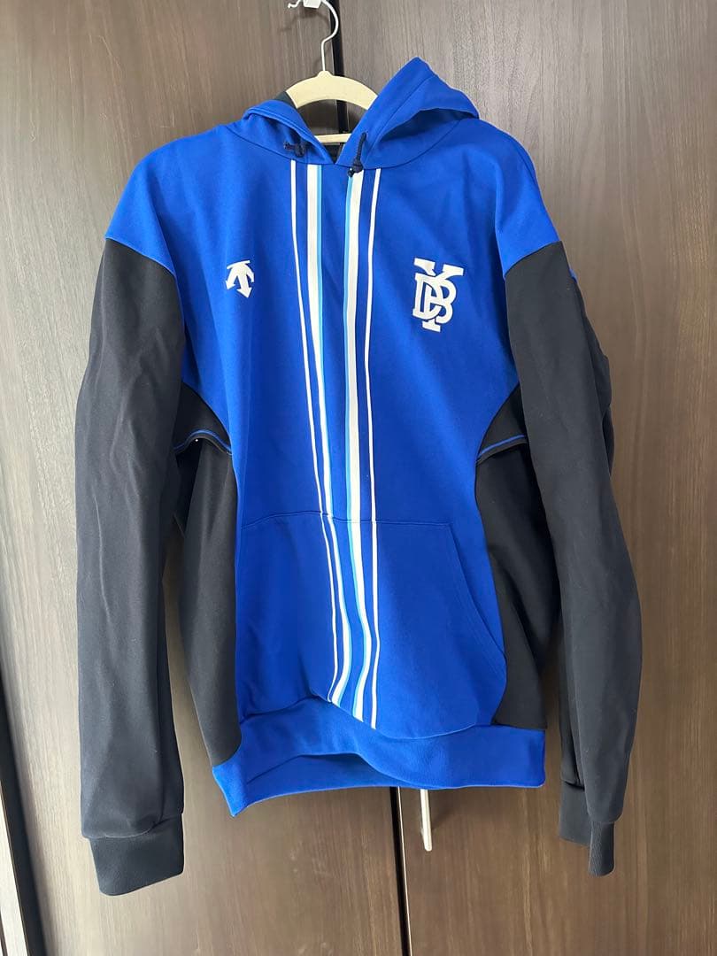 野球　横浜　ベイスターズ　プロコレ　デサント　フーディ パーカー