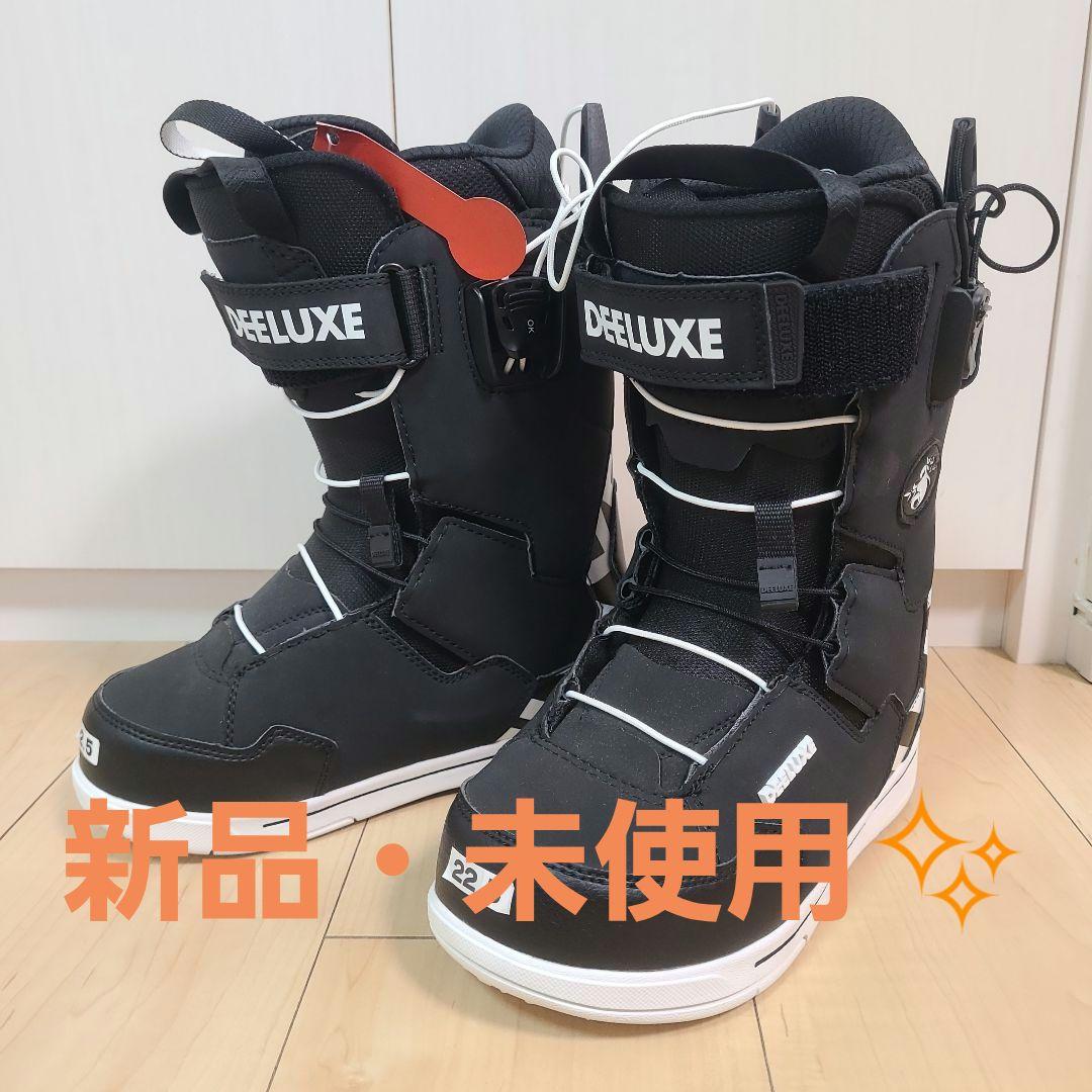【新品・未使用】DEELUXE レディース　ブーツ ID LARA　22.5cm