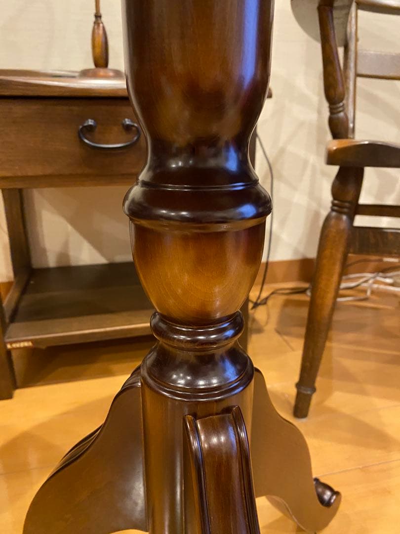 H*p様 値下げ　カリモク家具 円形テーブルTC7029NK コロニアル