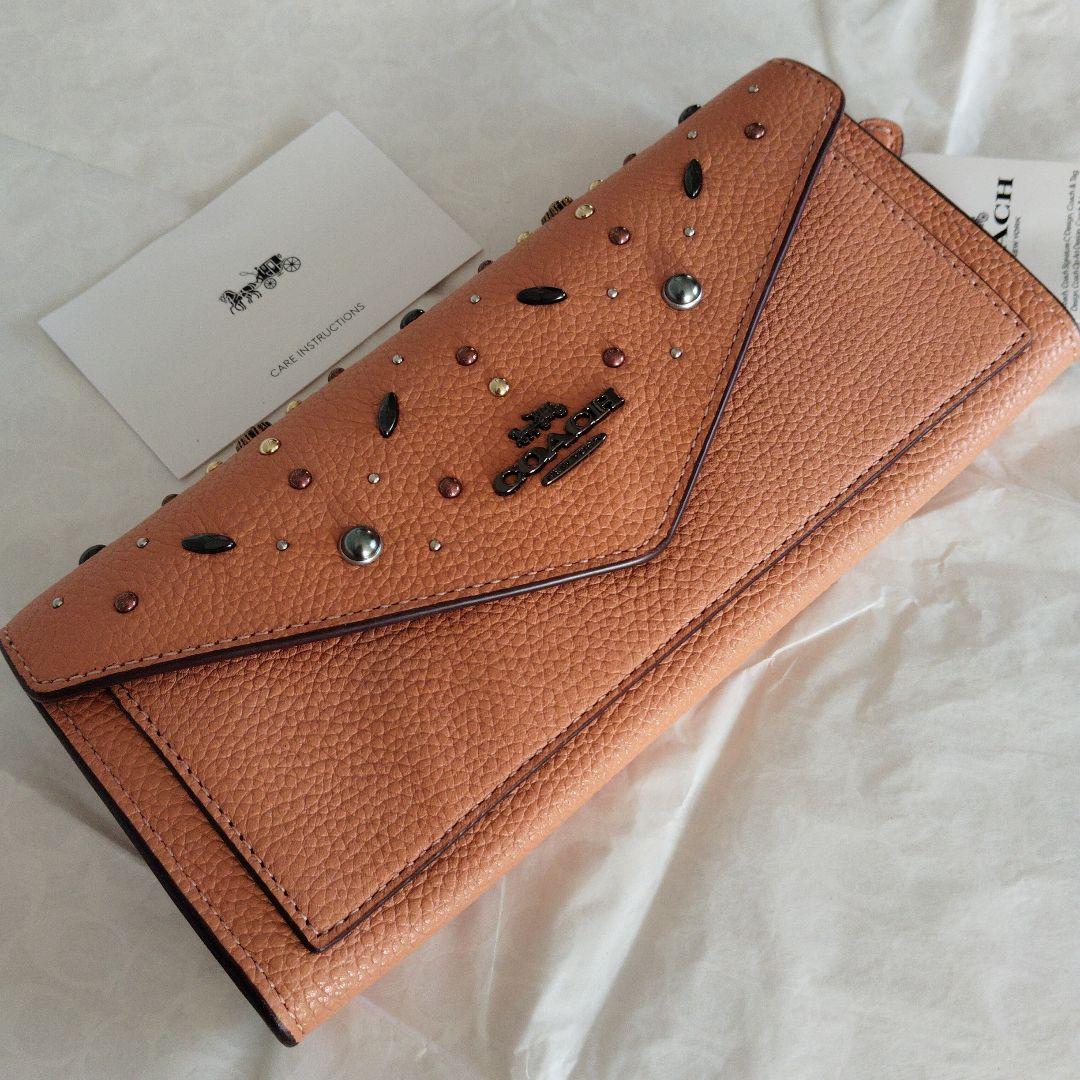 新品　COACH コーチ　ビジュー付き長財布