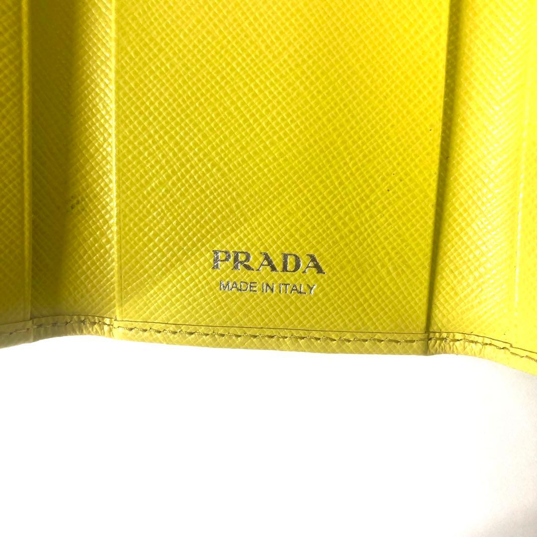 PRADA サフィアーノレザー イエローキーケース⭐︎