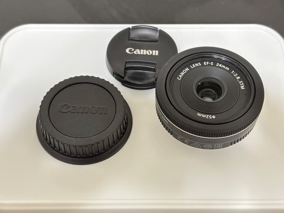 Canon EF-S 24mm F2.8 STM パンケーキレンズ