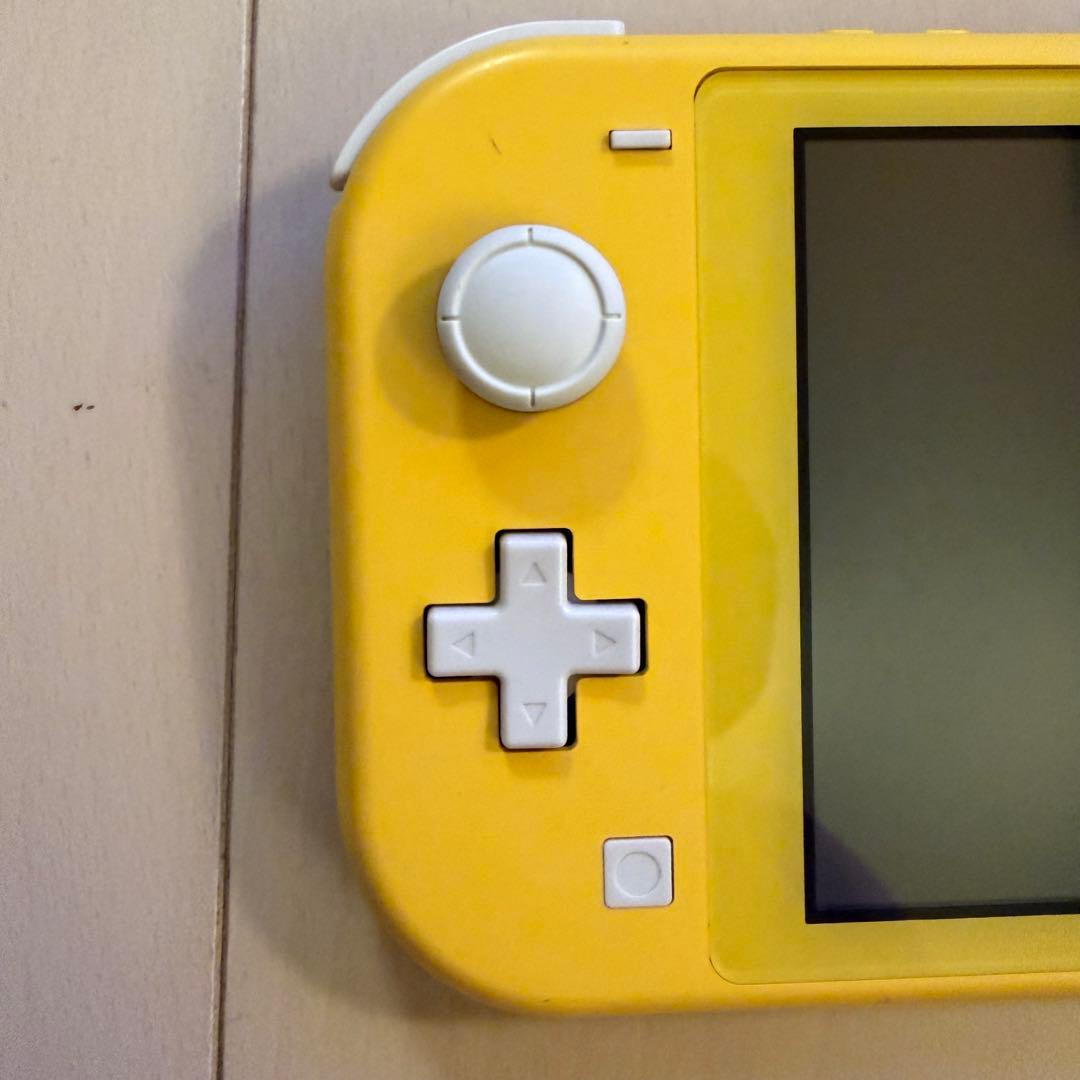 Nintendo Switch Lite イエロー　本体　美品