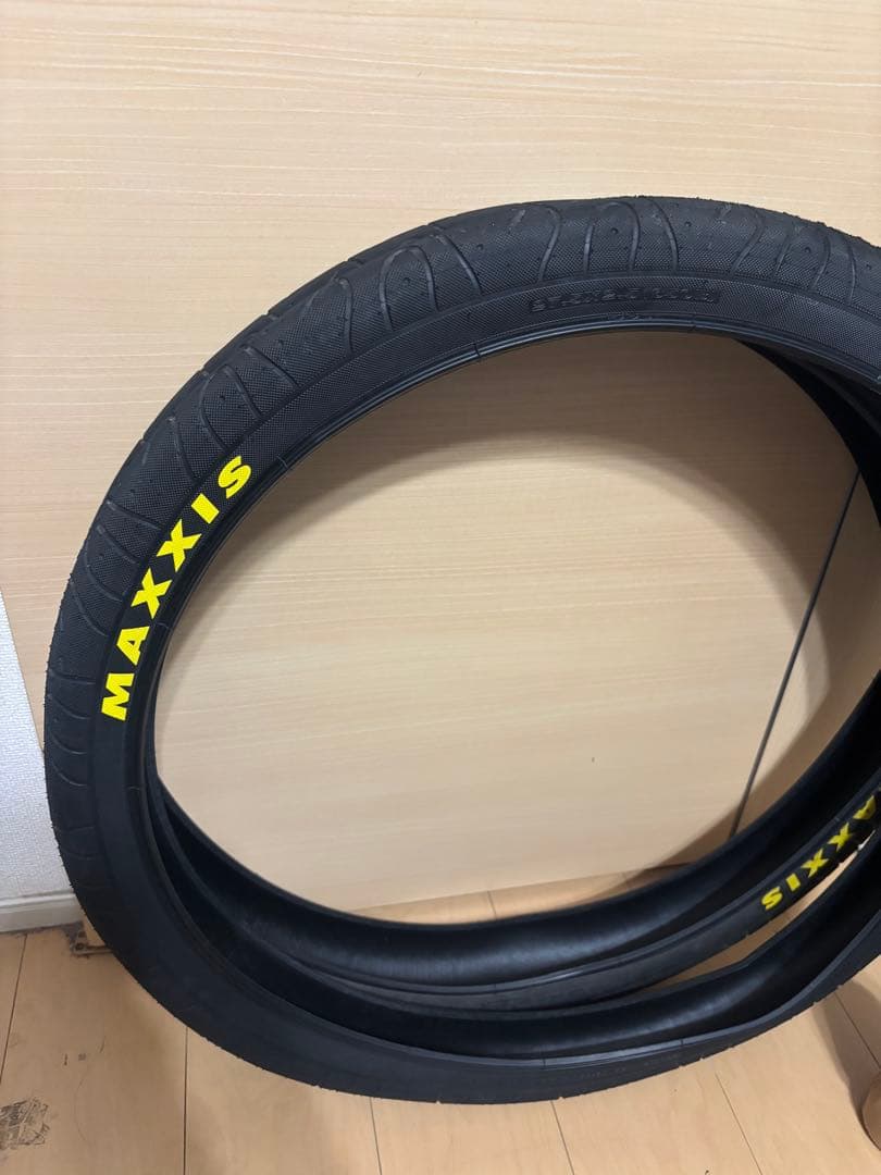 MAXXIS フックワーム　27.5×2.5 2本
