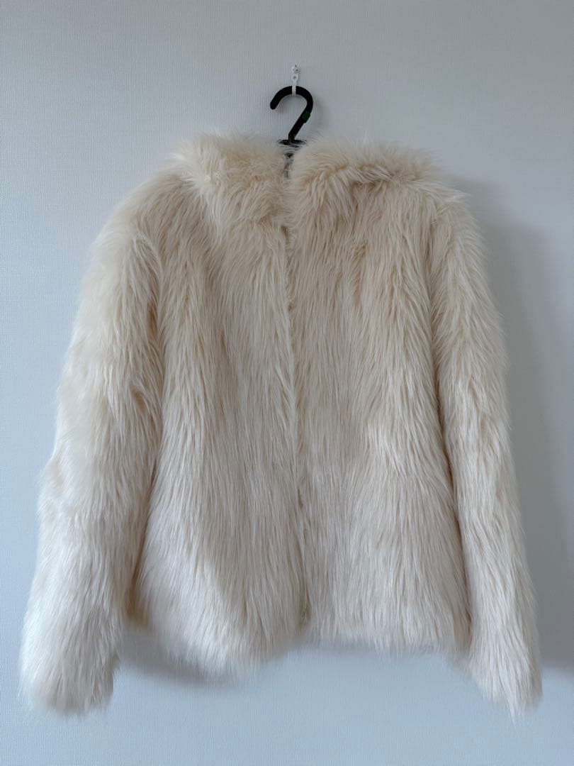 気まぐれSALE中⭐︎LANERIE AGNONA ファージャケットフード付き