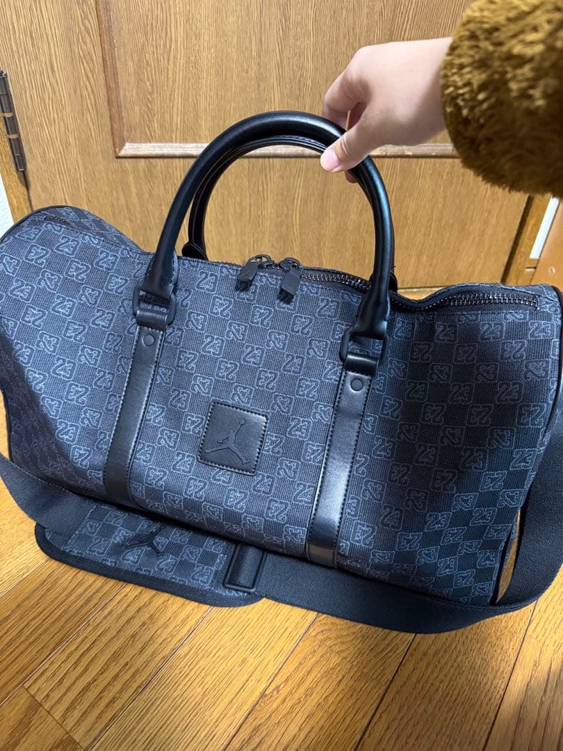 ジョーダン　モノグラム　ダッフルバッグ25L