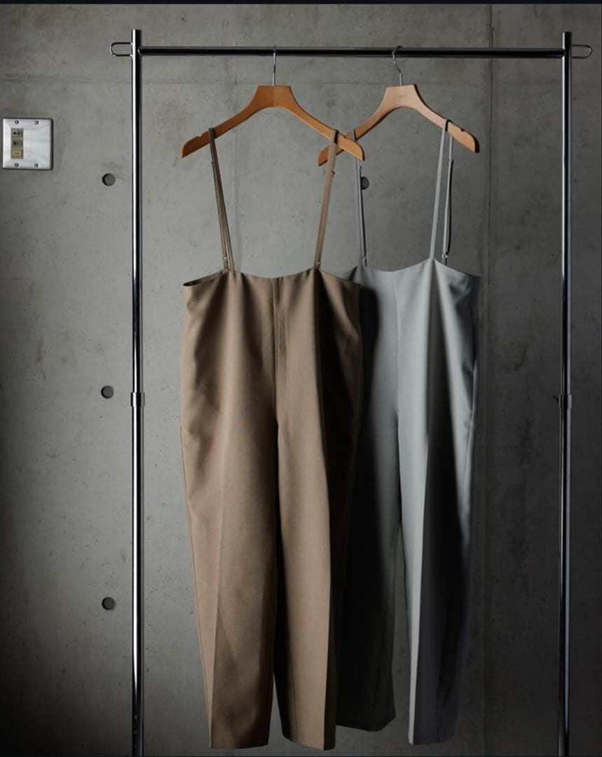 新品未使用　T. japan strap pants sand