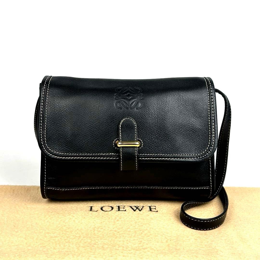 【美品】ロエベ　アナグラム　ショルダーバッグ　ゴールド金具　ステッチ　レザー　黒