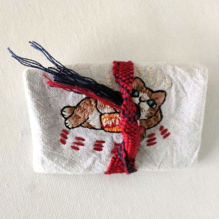 め*。様 【猫刺繍】三徳袋　ポテチくう猫