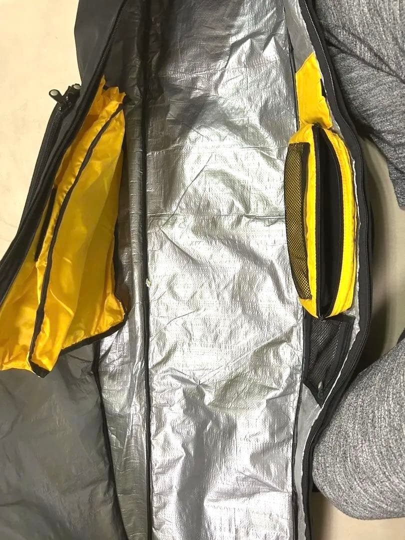 高年式サロモン スノーボード3点セット　157 +ビンディング+ボードケース