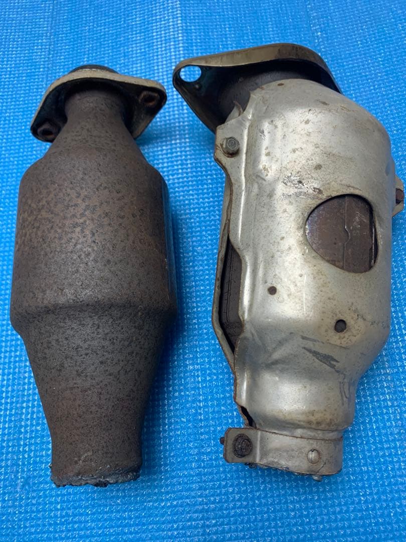 日産　ラフェスタ　MR20 9U5AFH キャタライザー