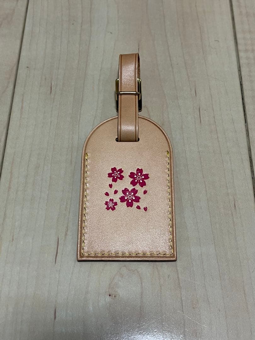 louisvuitton☆限定さくら柄スタンプ入りレザータグヌメ革未使用品